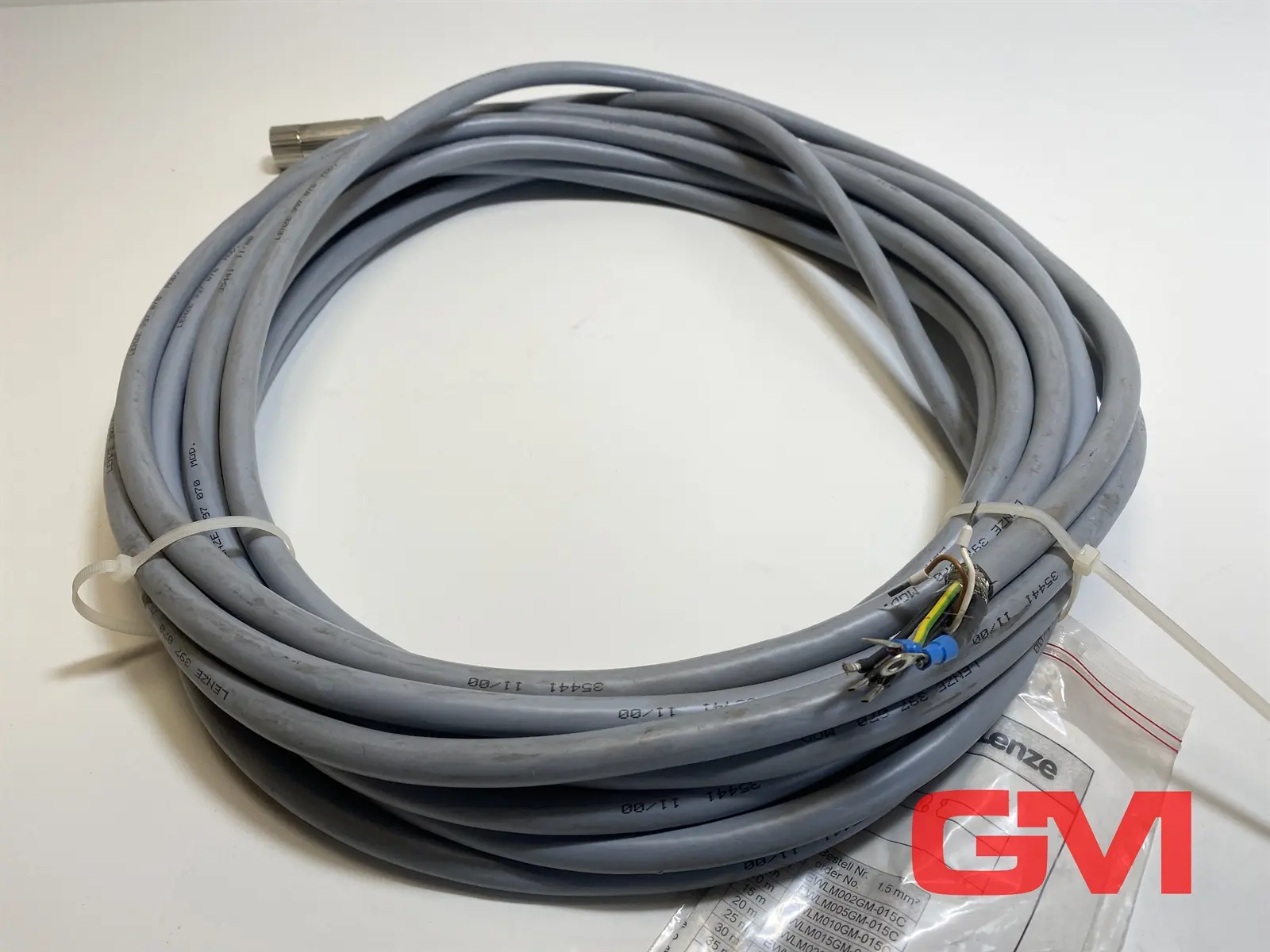 Produktfoto 1 von Lenze Motorkabel 397070 cable Kupplung für Motor MDSKSRS 056-23 EWLM015GM-0150C