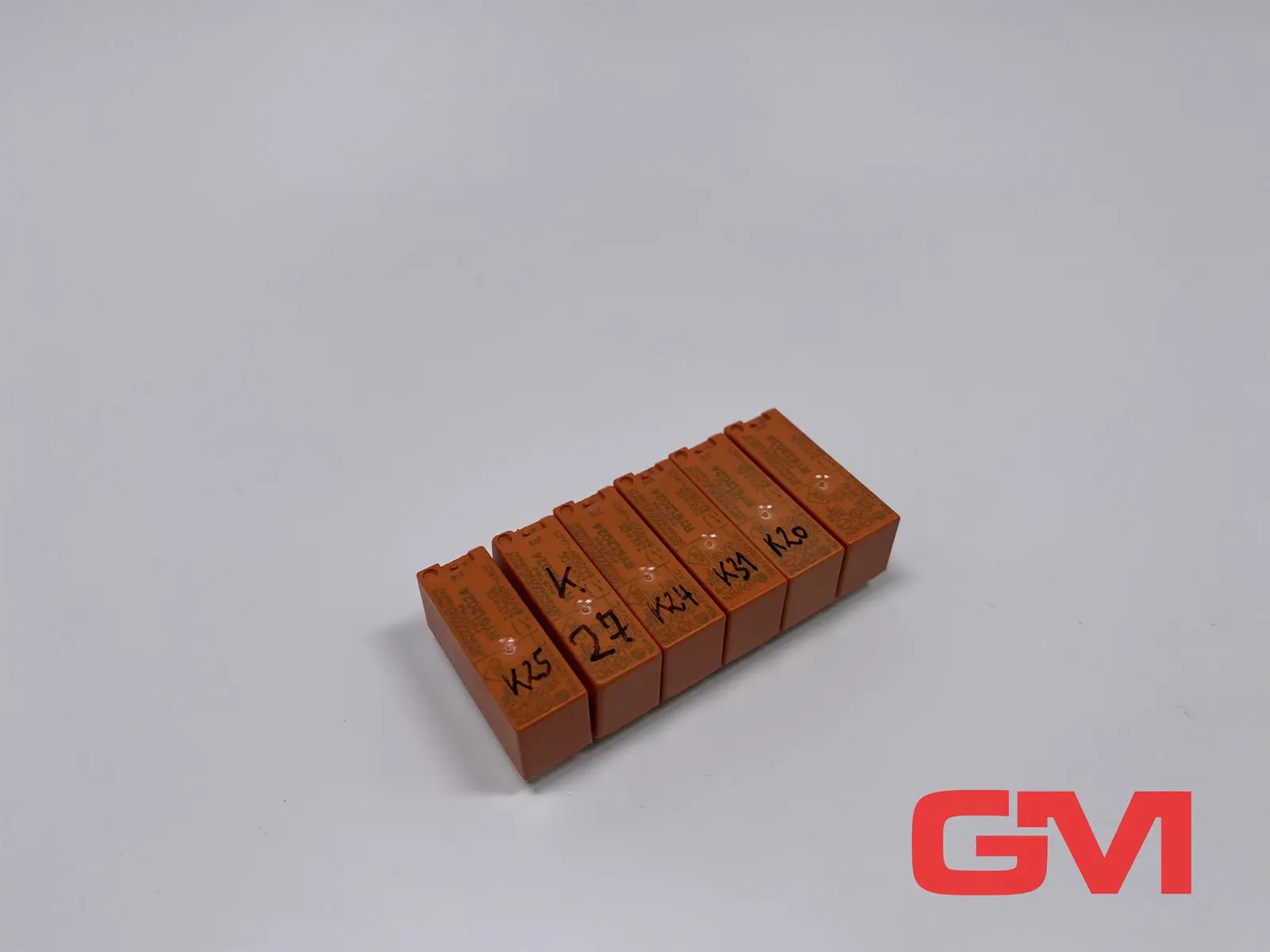 Produktfoto 1 von VE 6x Schrack Printrelais RY612024 PCB relay 24VDC 1W 8A waschdicht Steckrelais