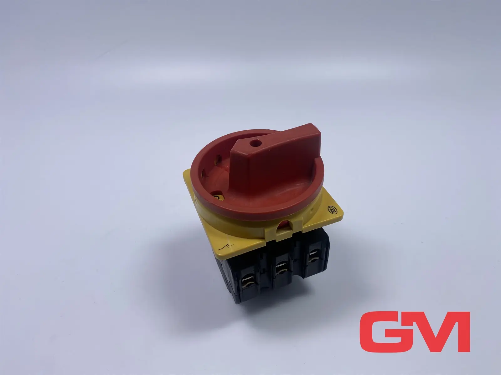 Produktfoto 1 von Moeller Hauptschalter P3-63 main switch 63A 690V Roter Griff leicht beschädigt