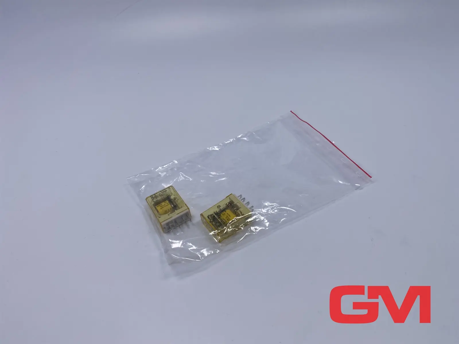 Produktfoto 1 von VE 2x idec Universalrelais RH1B-UDC24V general purpose relay Allzweck SPDT