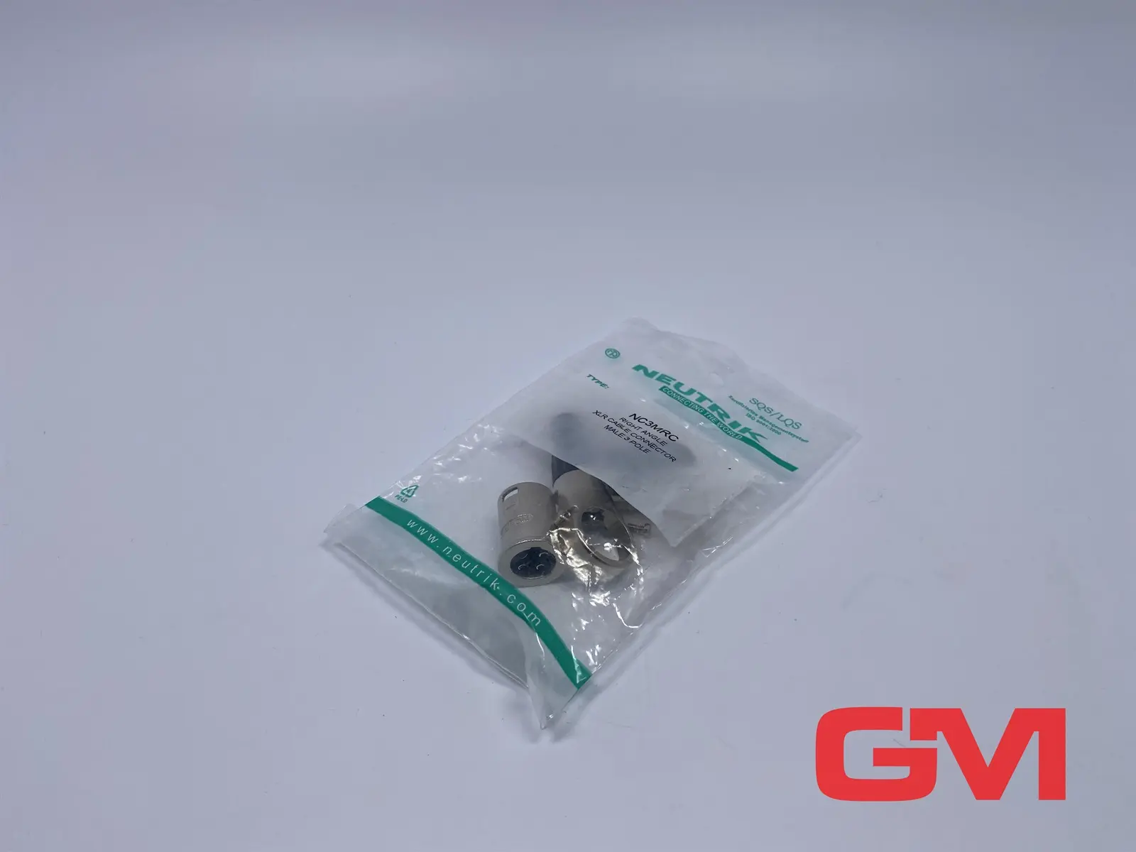 Produktfoto 1 von Neutrik Winkelstecker NC3MRC cable connector male 3-polig XLR-Anschluss rechts