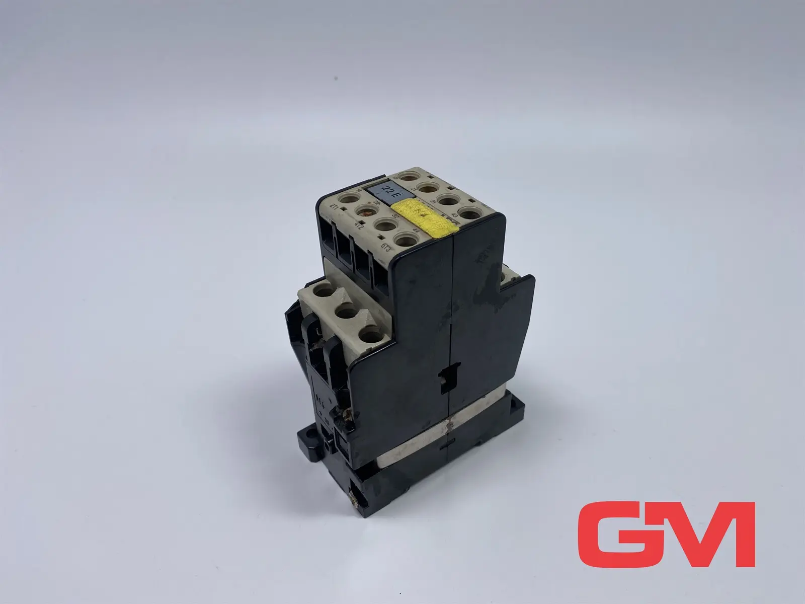 Produktfoto 1 von AEG Schütz LS 27 contactor 910-301-572-50 220V 50/60Hz 40A LS27 beschädigt