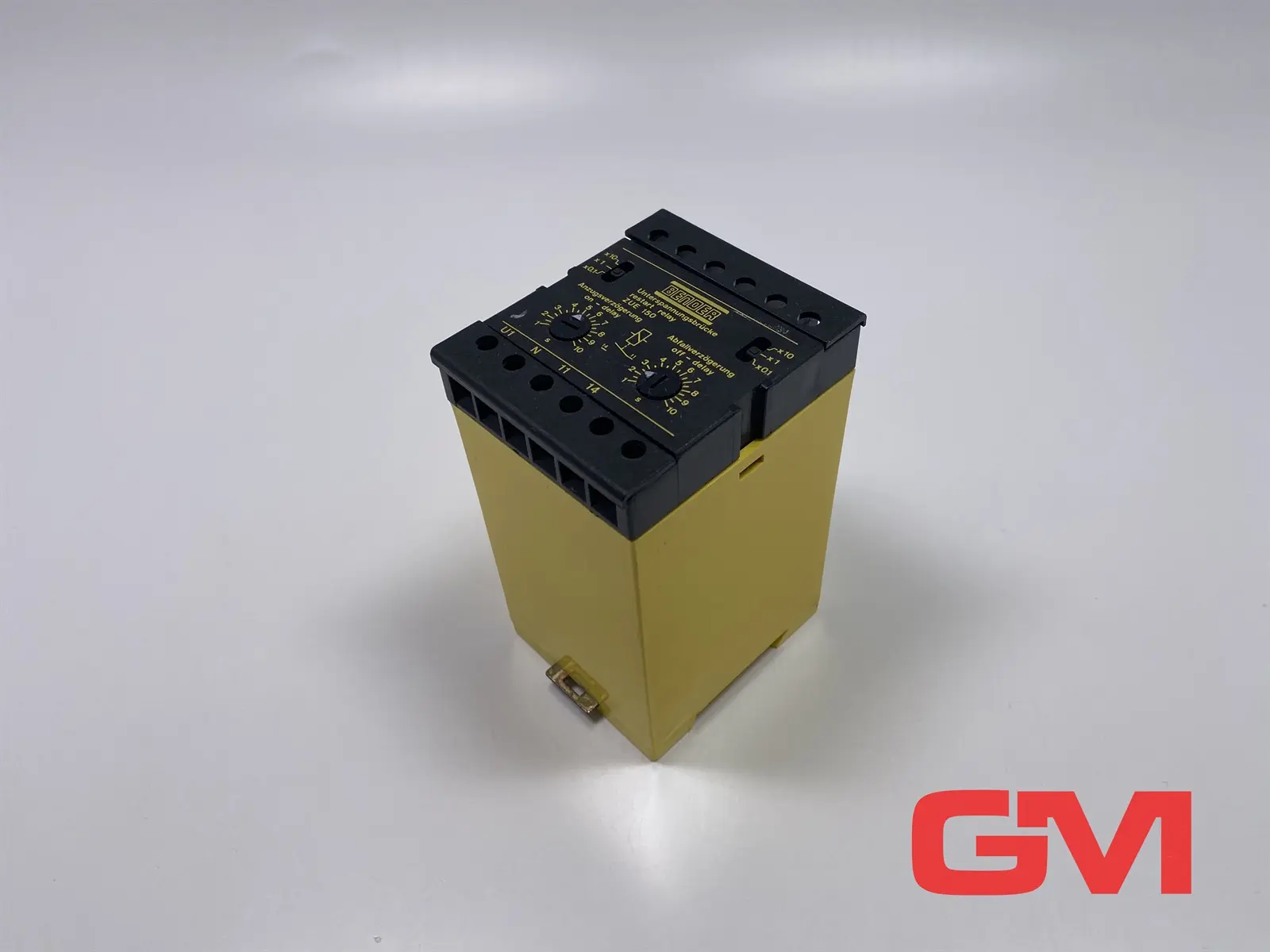 Produktfoto 1 von Bender Unterspannungsbrücke ZUE150 automatic restart relay B936156 AC 230V 50Hz