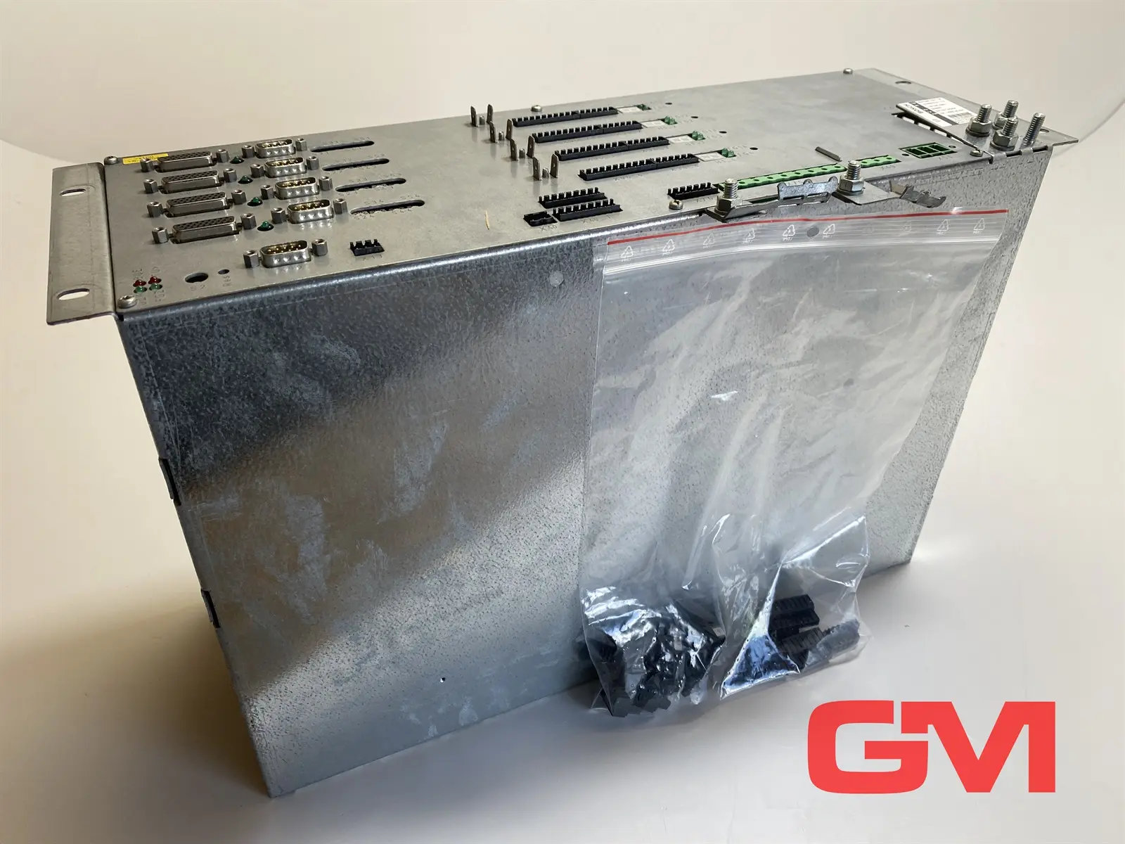 Produktfoto 1 von Bosch Umrichter MA4/200.7101-M inverter 1070081513-117 3AC 230V SW Vers. V0.020