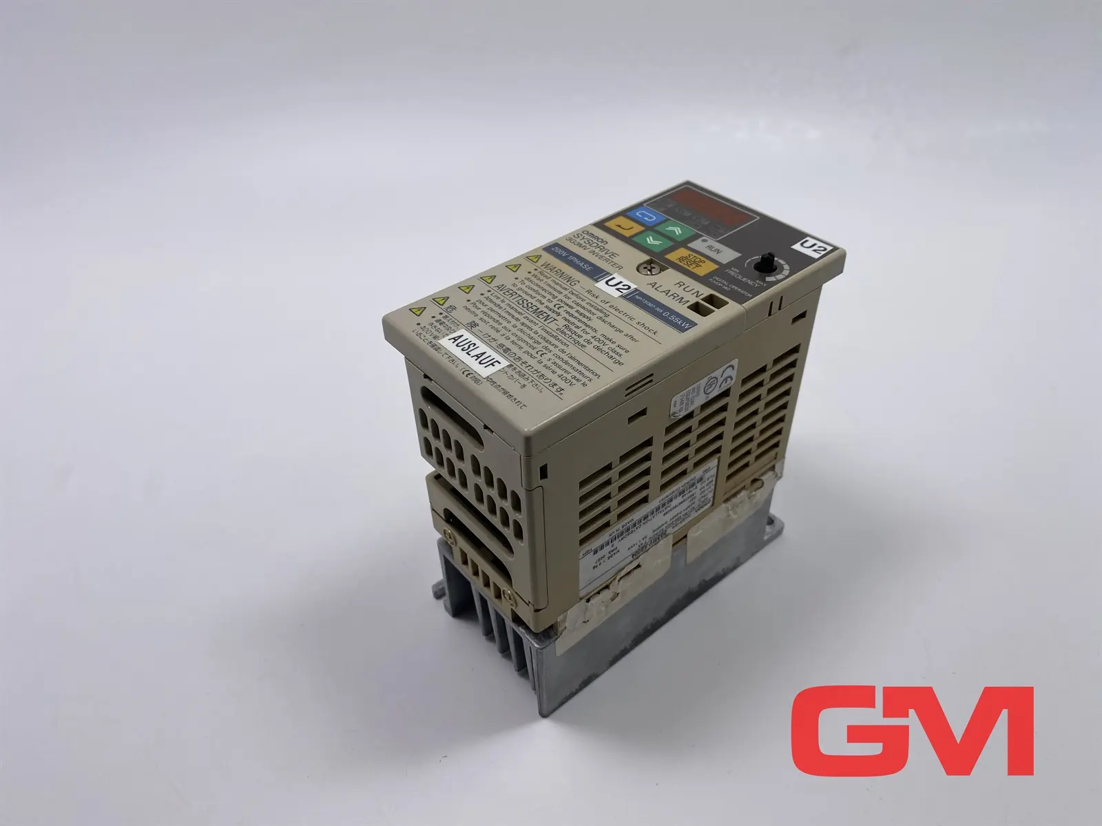 Produktfoto 1 von Omron Umrichter 3G3MV-AB004 Inverter SYSDRIVE 3G3MV 200V 0,55kW beschädigt