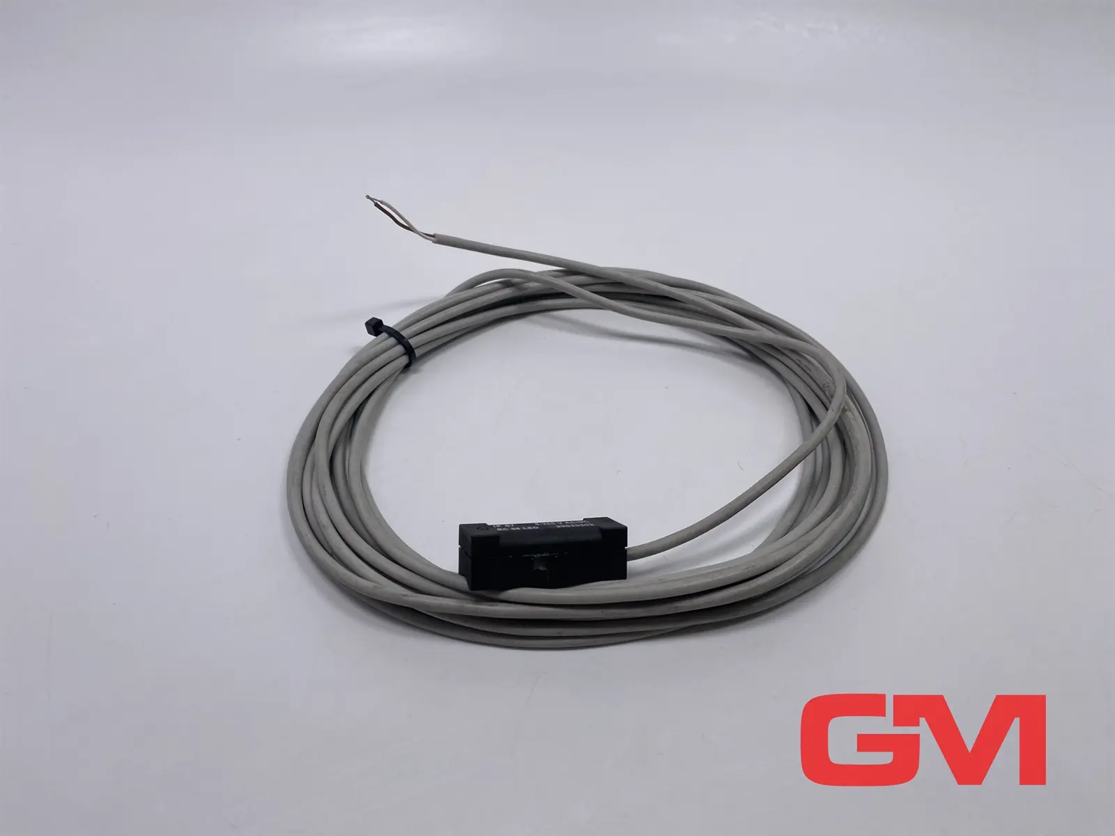 Produktfoto 1 von .steute Magnetsensor RC 96 LED magnet sensor 5-250 V AC/DC 29629502 IP 67