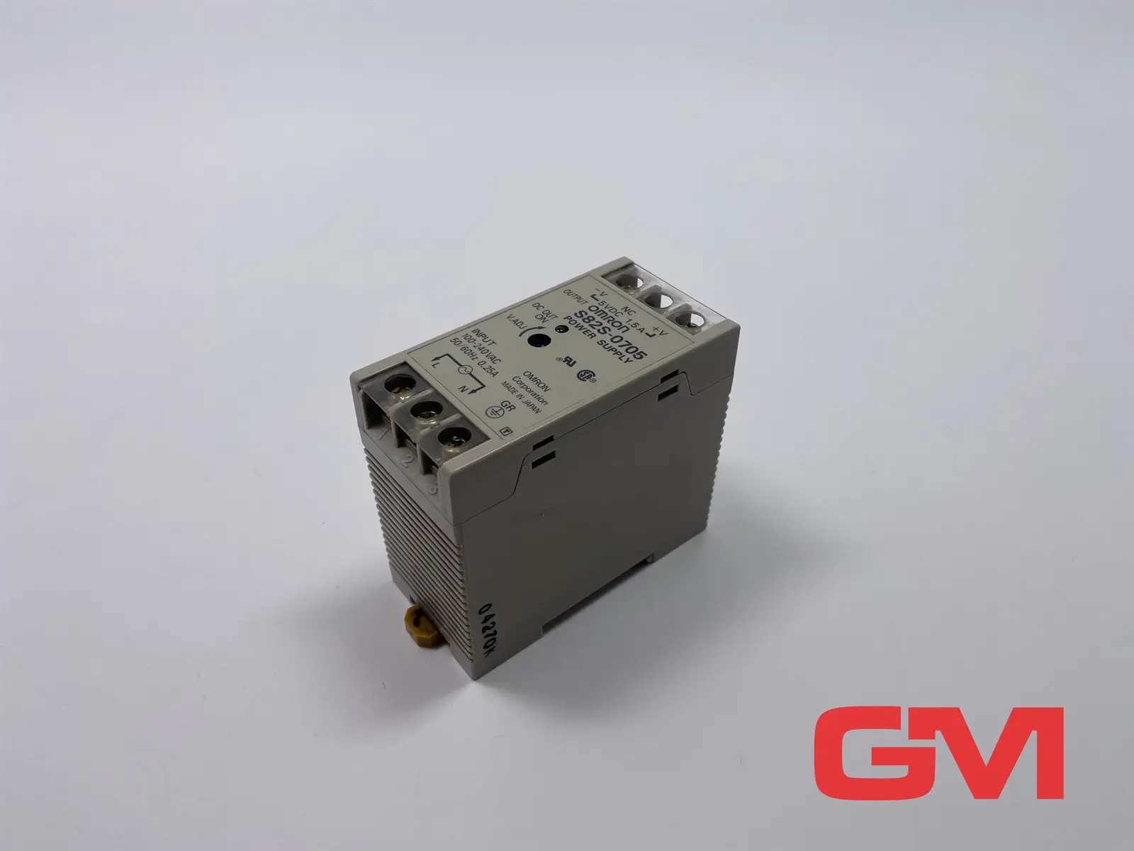 Produktfoto 1 von Omron Stromversorgung S82S-0705 power supply 100-240VAC 5VDC 0.25A 1.5A