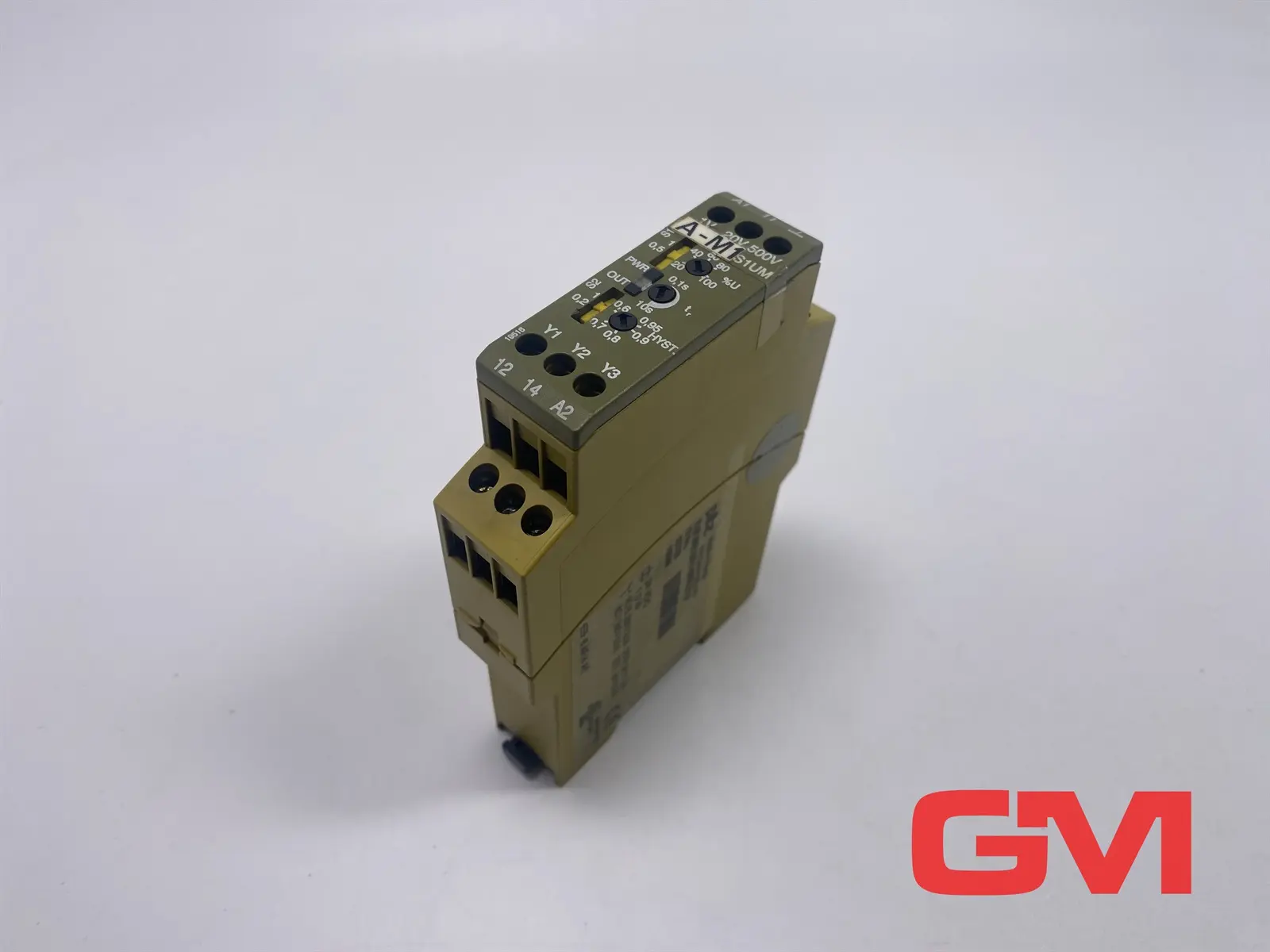 Produktfoto 1 von Pilz Überwachungsrelais S1UM 24VDC UM 0.1-500V relay 827225 leicht beschädigt