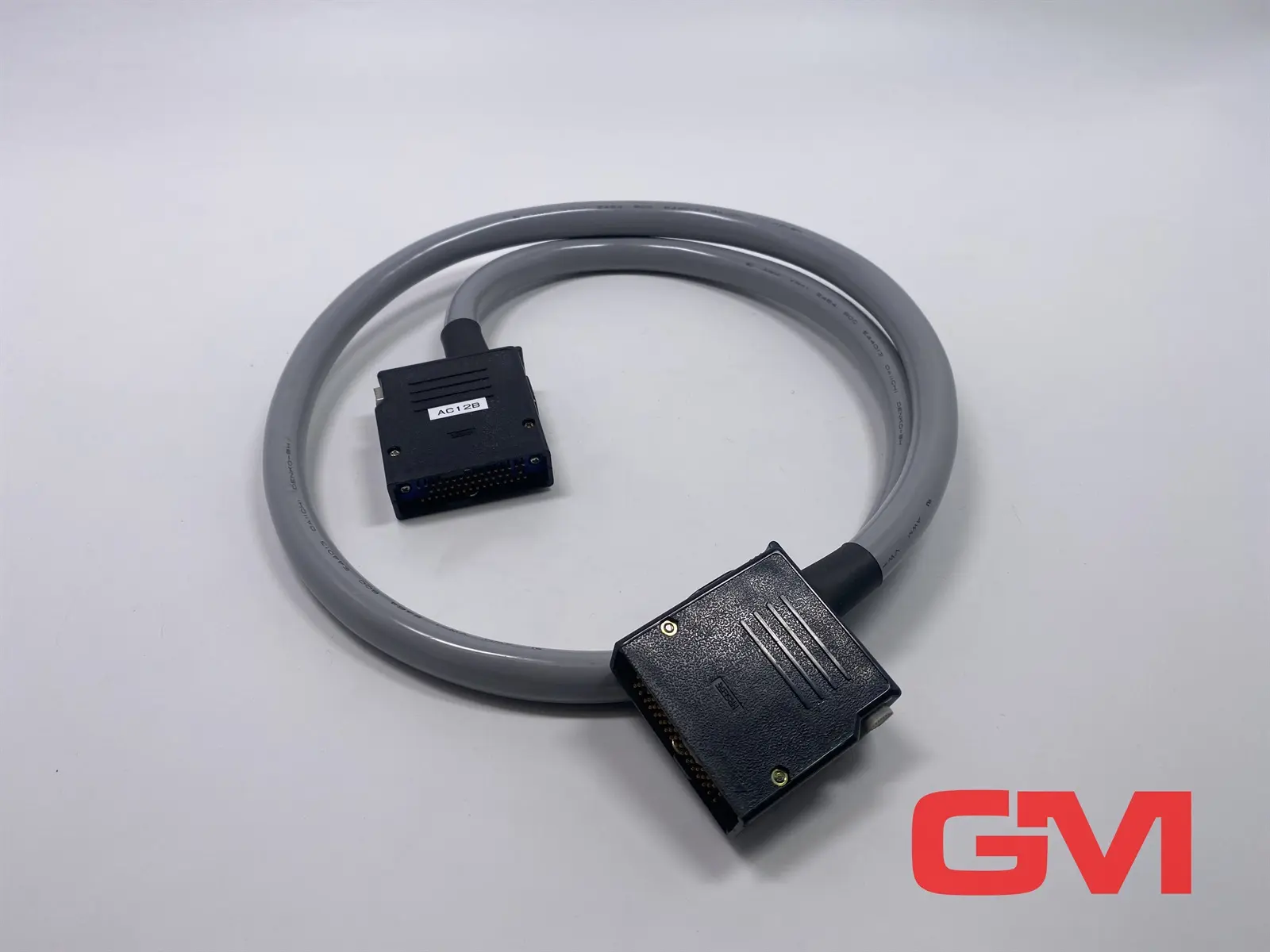 Produktfoto 1 von Mitsubishi Verbindungsleitung AC12B bus connection cable Melsec Länge 1,2m