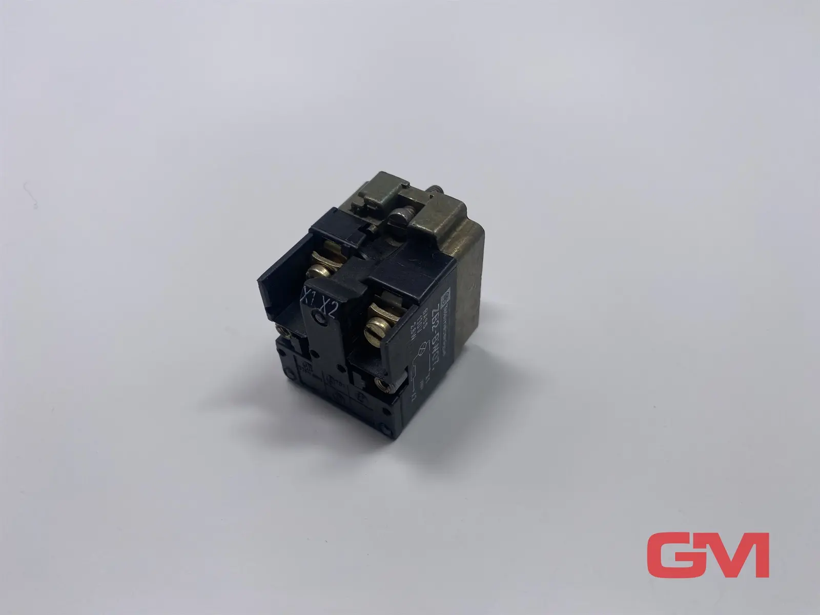Produktfoto 1 von Telemecanique Lichtmodul ZB2-BW07 Lampenhalter Flash Light socket Relay