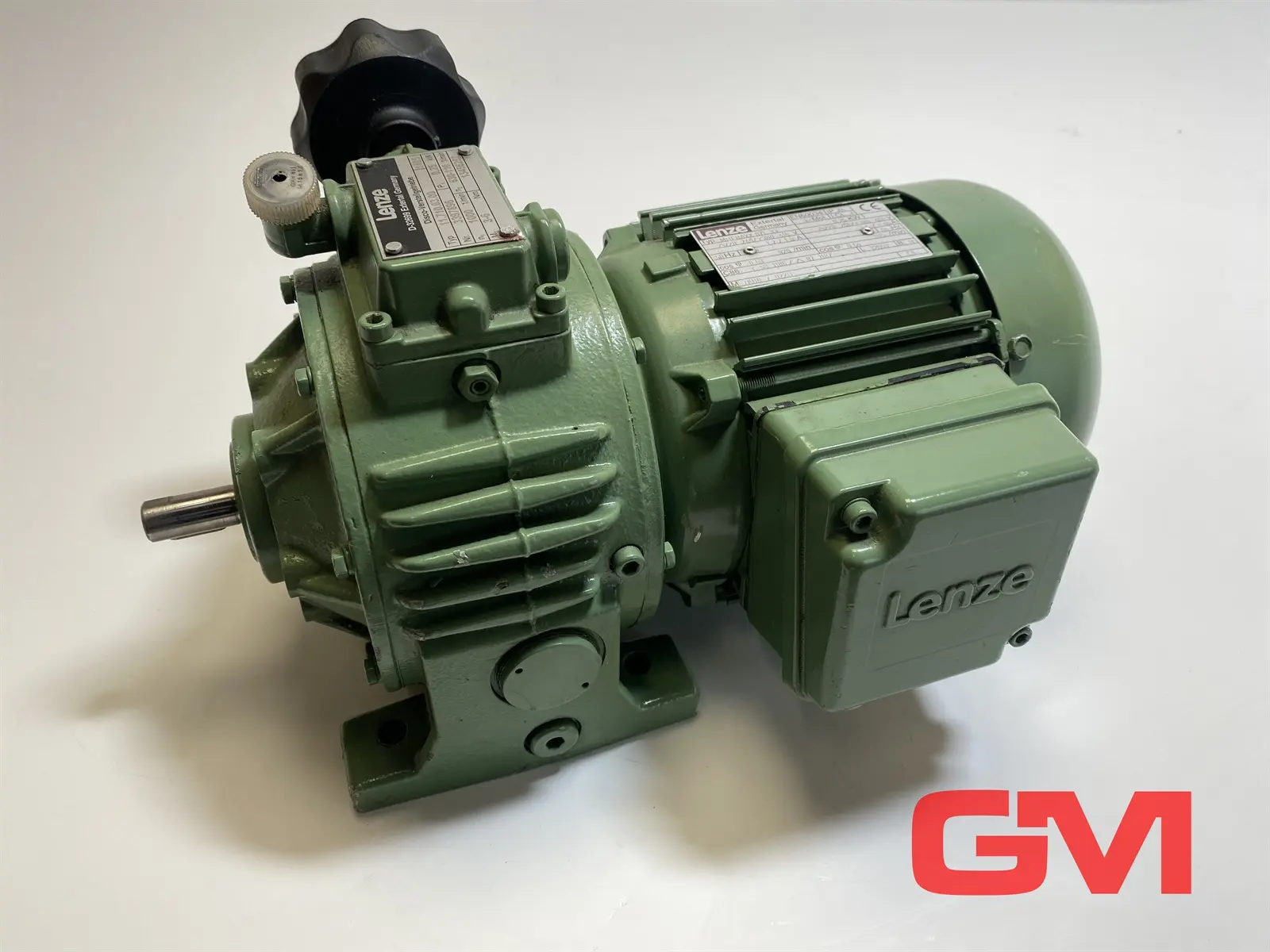 Produktfoto 1 von Lenze Drehstrommotor MDFRAXX 071-33 AC motor 0,25kW 920/1115 rpm 11.710.03.00