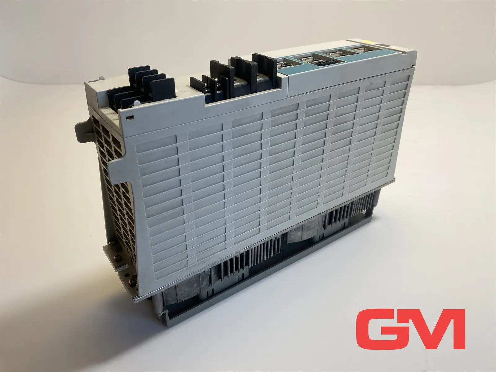 Produktfoto 1 von Mitsubishi Electric Servoregler MDC-C1-V2-3535 servo drive unit beschädigt