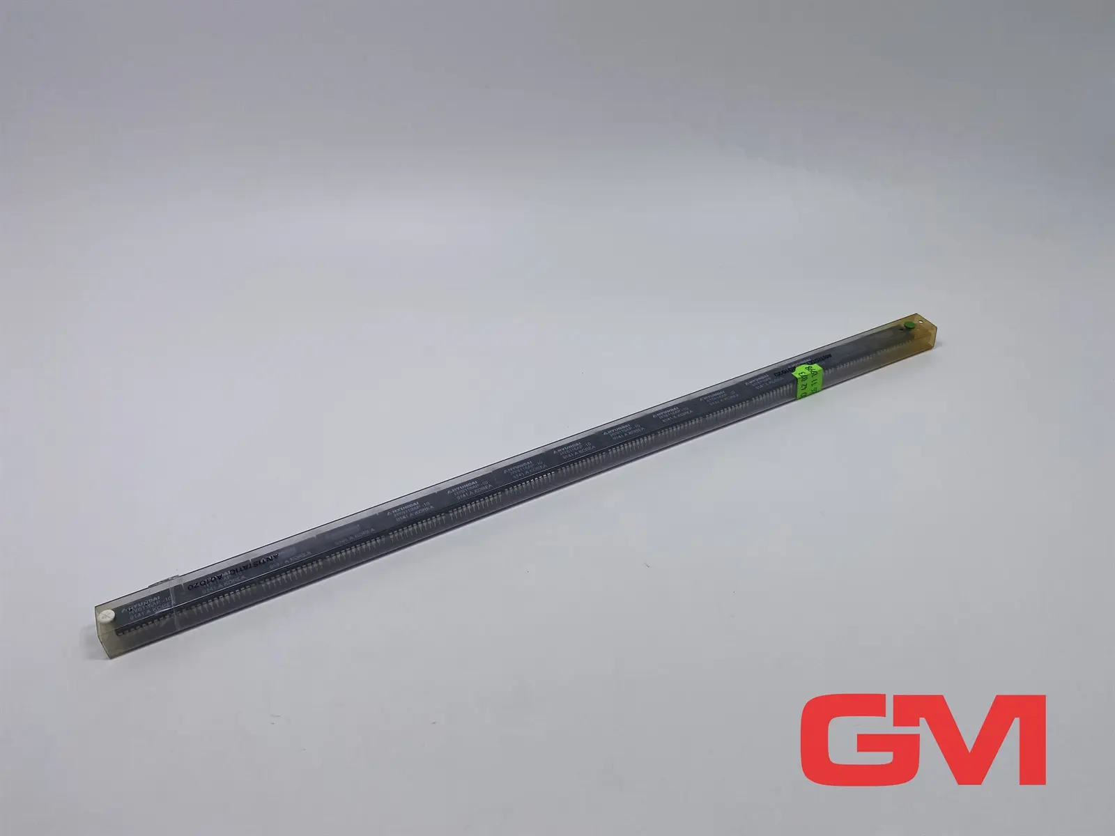Produktfoto 1 von VE 15x Hyundai Speichermodul CMOS SRAM Chip HY6116AP-10 2K x 8-bit High speed