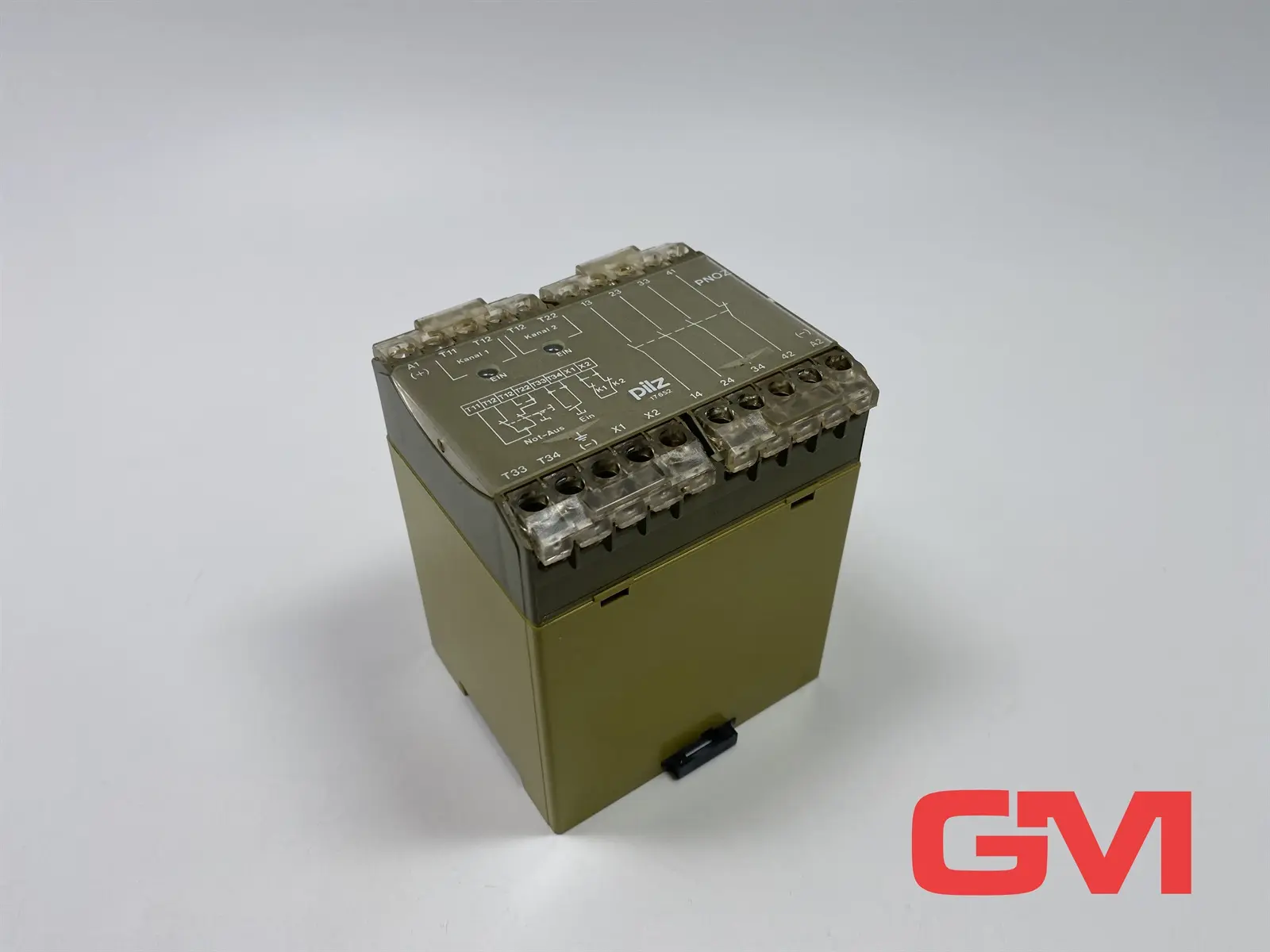 Produktfoto 1 von Pilz Sicherheitsrelais PNOZ 3S / 1Ö safety relay 474610  42VAC 5VA beschädigt