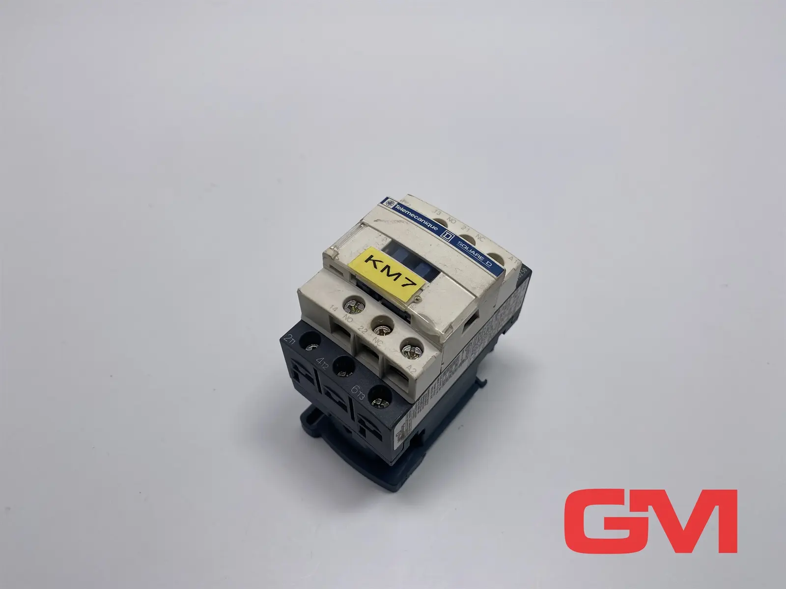 Produktfoto 1 von Telemecanique Leistungsschütz LC1D09P7 contactor 230V 1NO + 1NC beschädigt