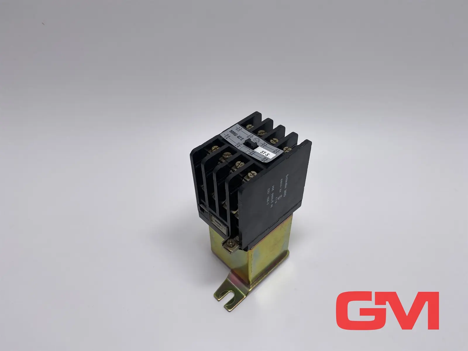 Schindler Schütz MRG-62E contactor relay 660VAC 6A MRG Schützrelais