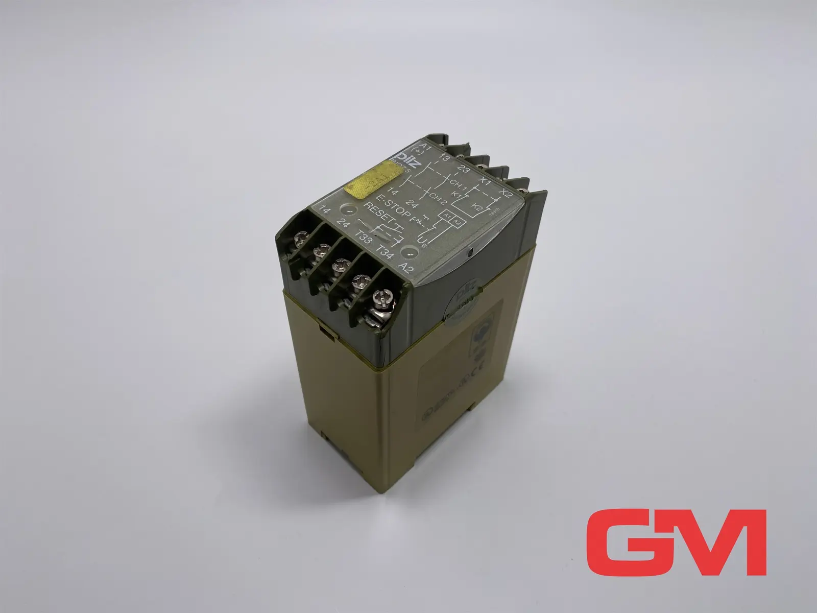 Produktfoto 1 von Pilz Sicherheitsrelais PNOZ 5 4V DC 2S safety relay 474590 leicht beschädigt