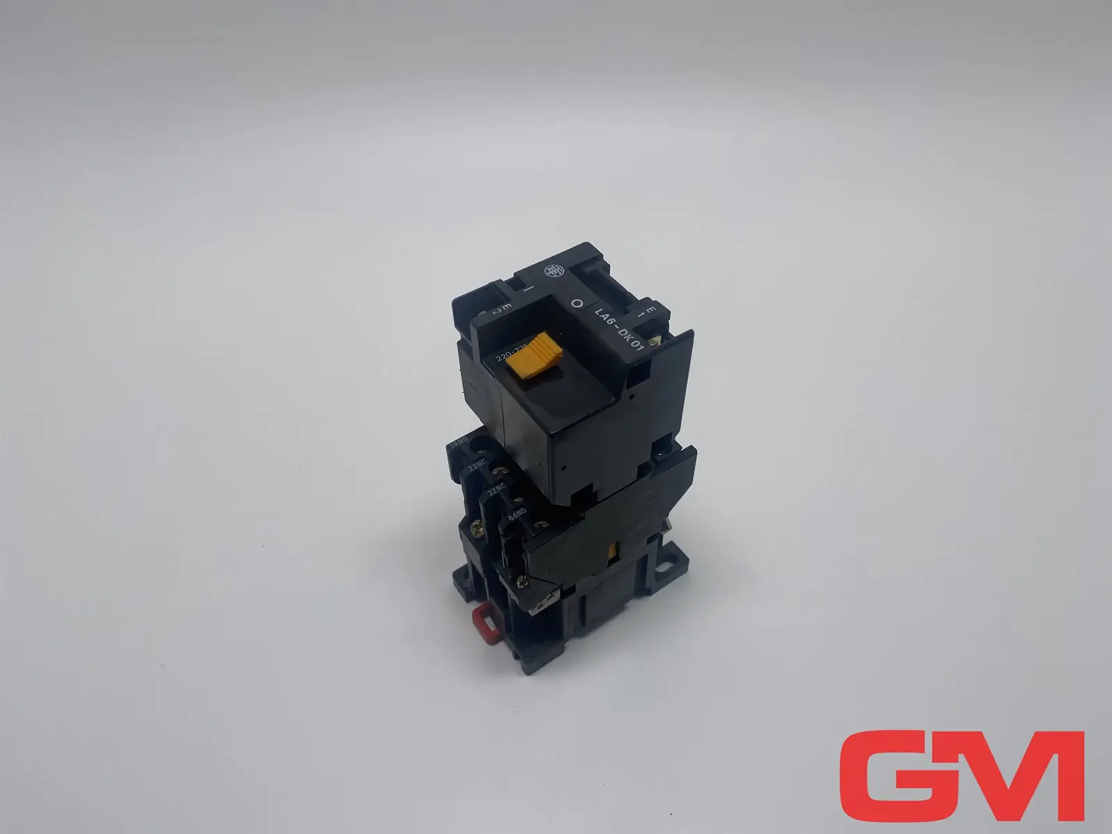 Produktfoto 1 von Telemecanique Schütz CA2-DN1229 A65 contactor 220V50Hz 220-240V60Hz + LA6-DK01