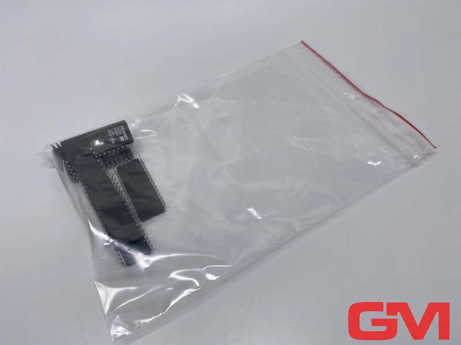Produktfoto 1 von VE 7x STMicroelectronics Speichermodul M27C256B-10F1 memory IC EPROM 256K 100ns