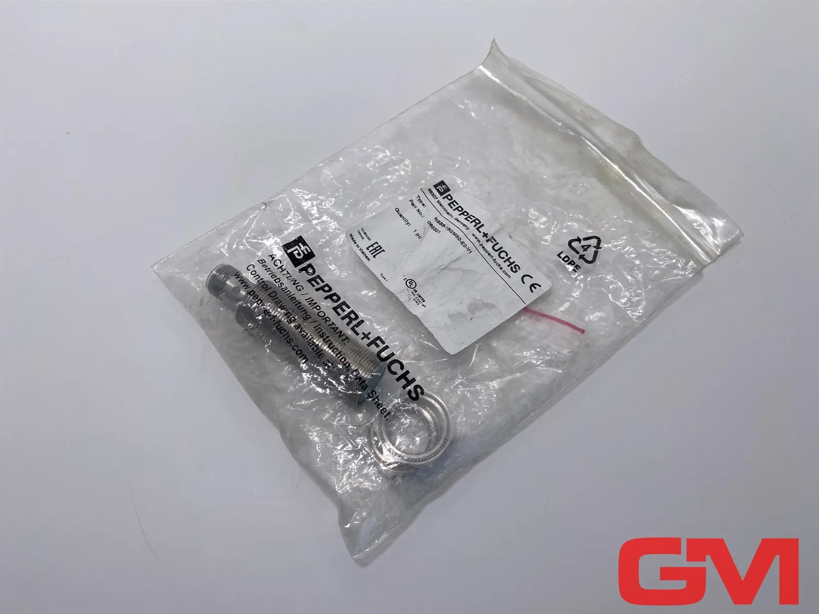 Produktfoto 1 von Pepeprl + Fuchs Induktiver Sensor NBB8-18GM50-E2-V1 inductive sensor 085501