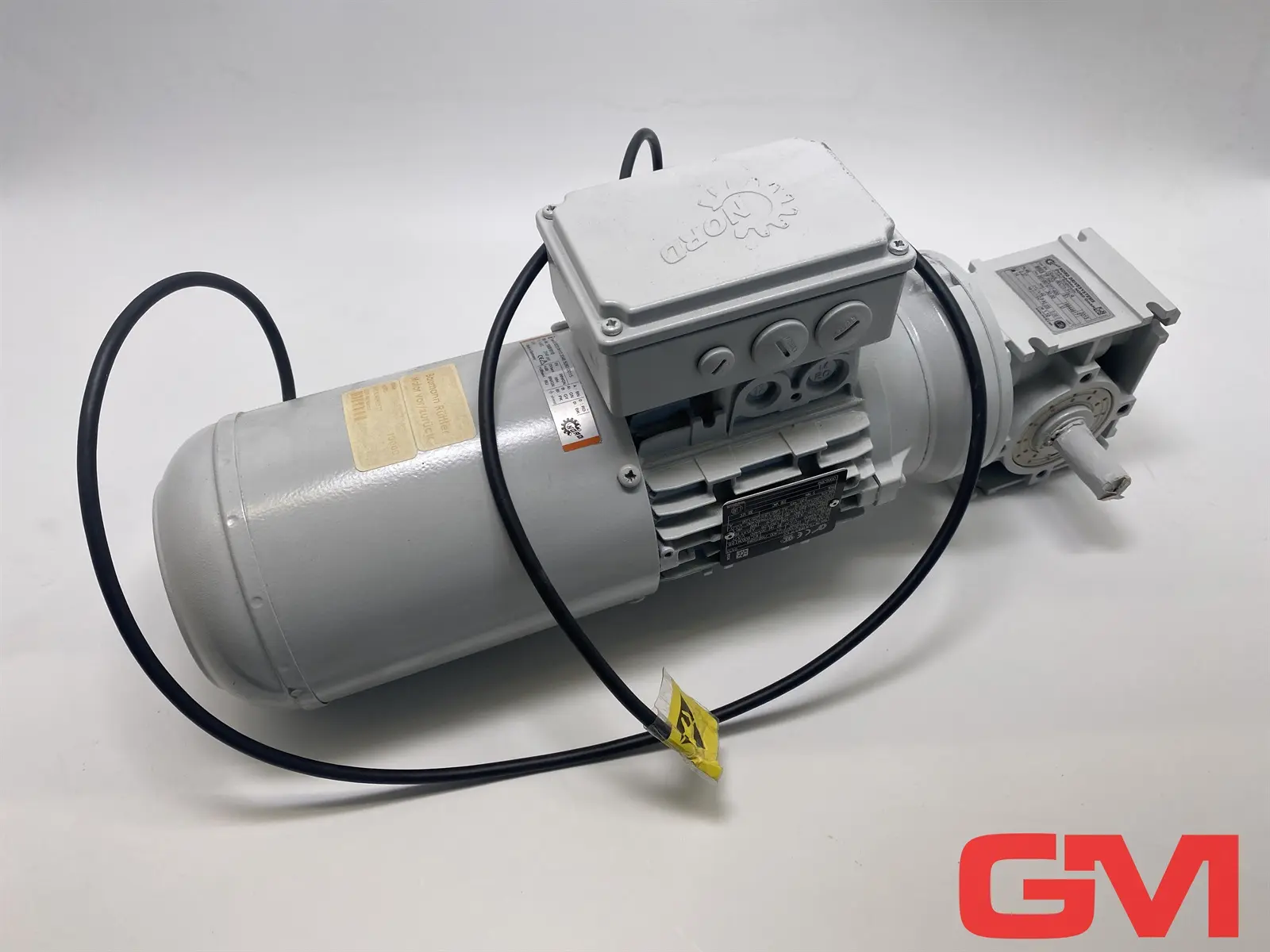 Produktfoto 1 von Nord Drivesystems Getriebemotor SK 71L/4 BRE5 TF IG2 motor SK 1SI40L-IEC71-71L/4