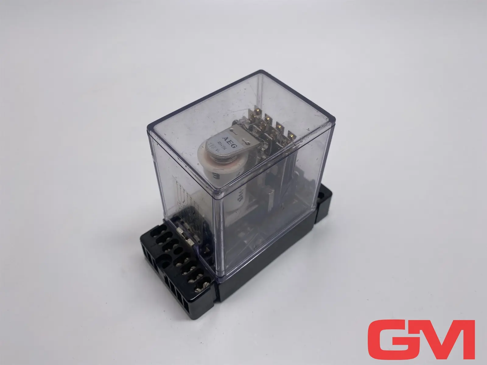 Produktfoto 1 von AEG Schaltrelais RH114 switching relay 110V AC Wandgehäuse 4 Wechsler beschädigt