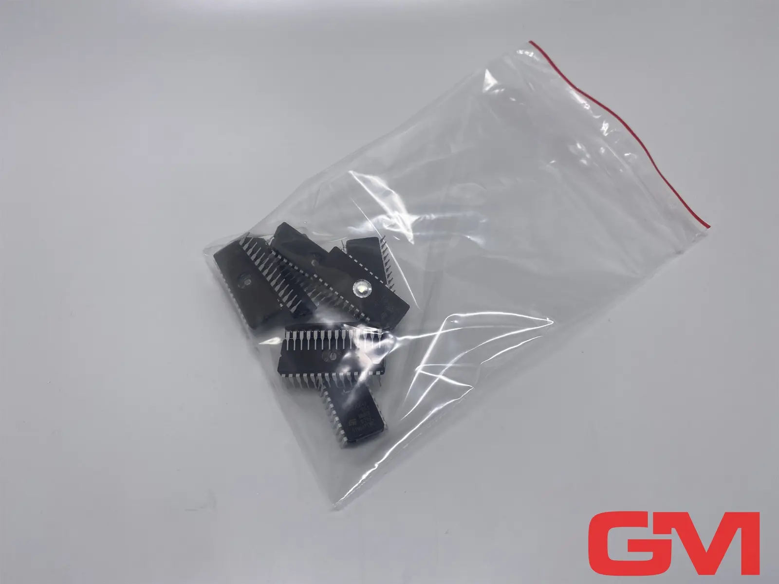 Produktfoto 1 von VE 9x STMicroelectronics Speichermodul M27C64A-10F1 memory IC UN EPROM 64 Kbit