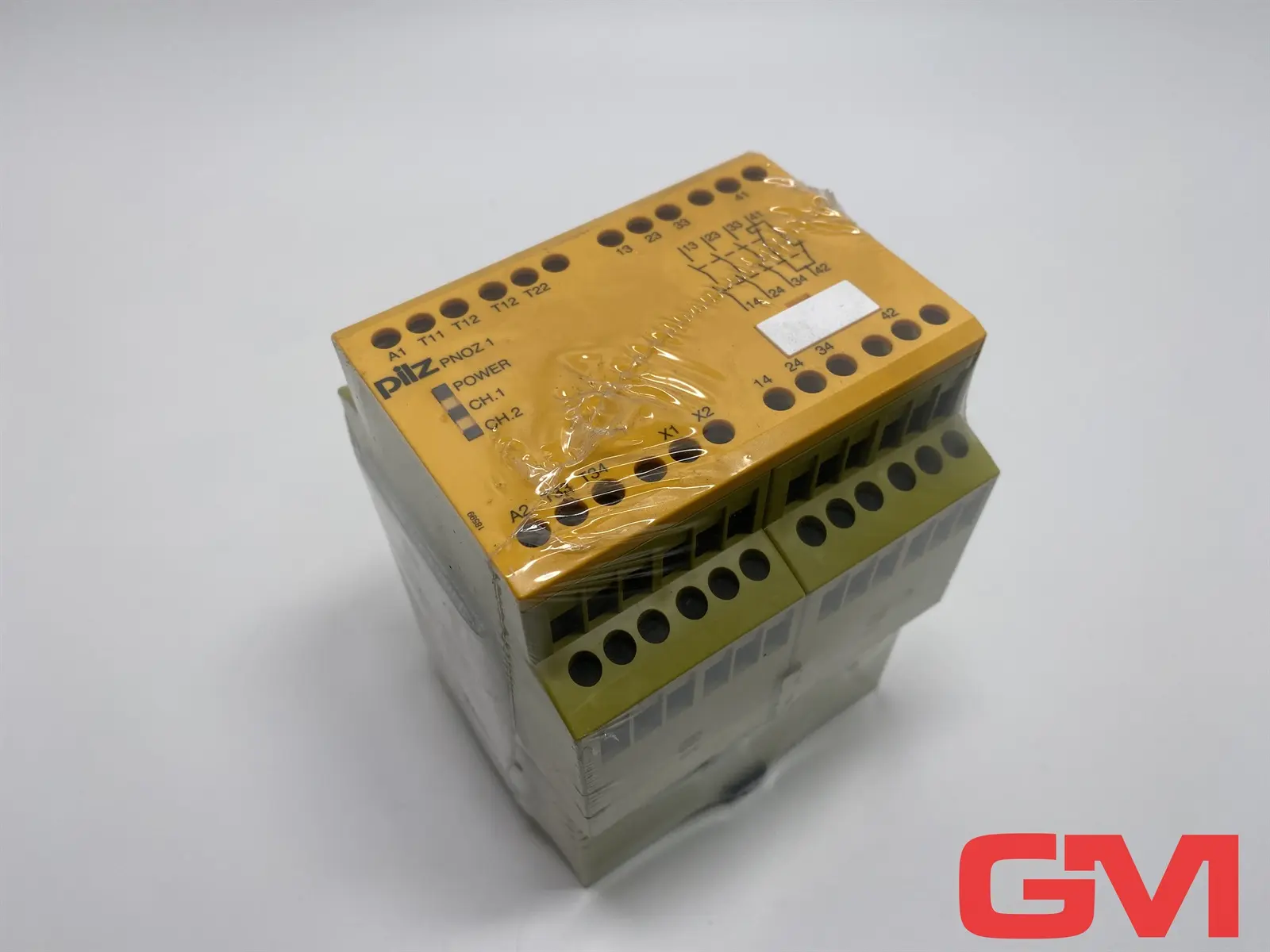 Produktfoto 1 von Pilz Sicherheitsschaltgerät PNOZ 1 24VDC 3n/o 1n/c satey relay 775695 24VDC