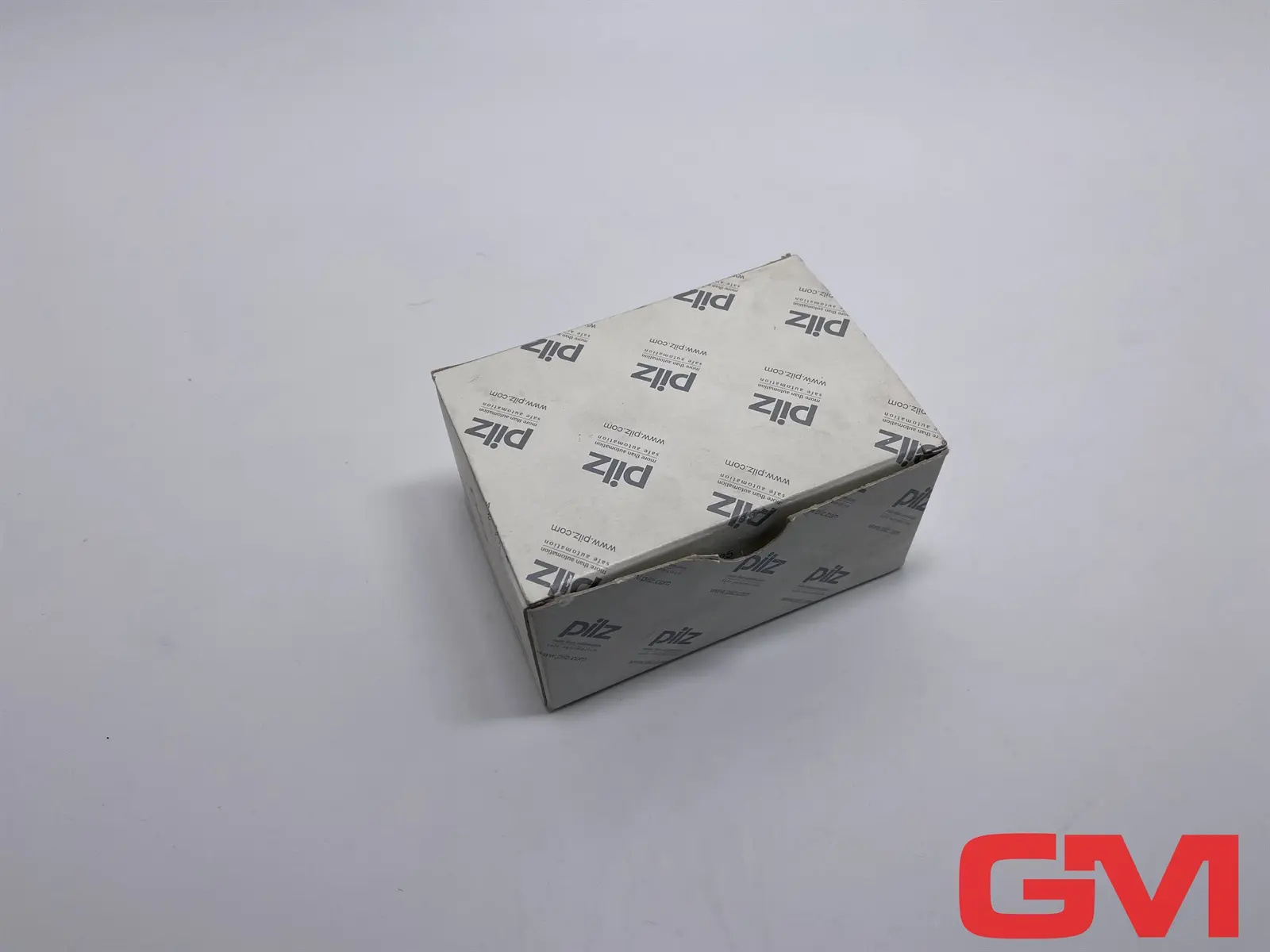 Produktfoto 1 von Pilz Sicherheitsrelais PNOZ 5 230-240 VAC 2n/o safety relay 474597 Not-Aus