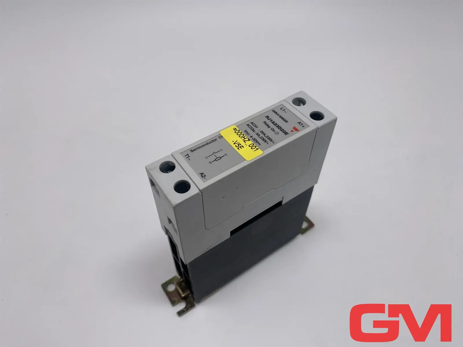 Produktfoto 1 von Carlo Gavazzi Halbleiterrelais RJ1A23D20E solid state relay 20A 230VAC