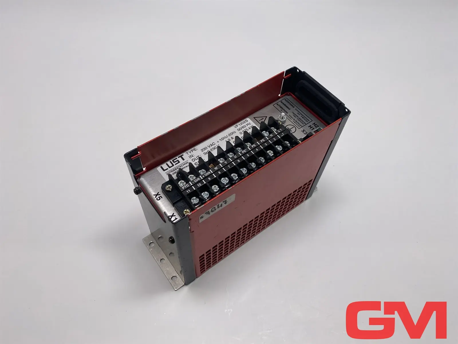 Produktfoto 1 von Lust Frequenzumrichter VF1202S frequency converter 3x0-230V 1,9A 0,375kW