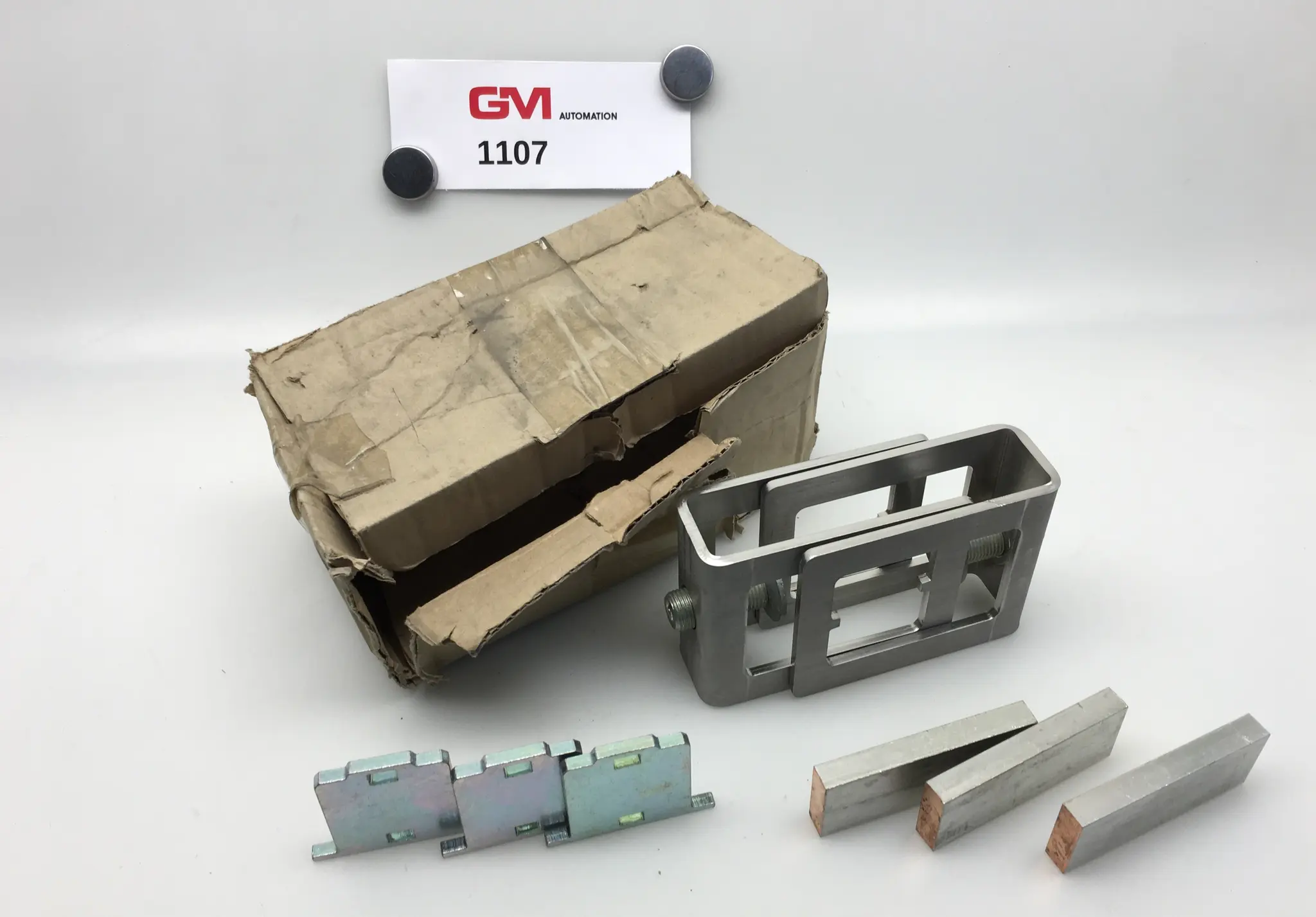 Produktfoto 1 von 1 VPE 2 Stück Wöhner Profilklemmen 01936 Klemmraum 51 x 42 mm profile terminal