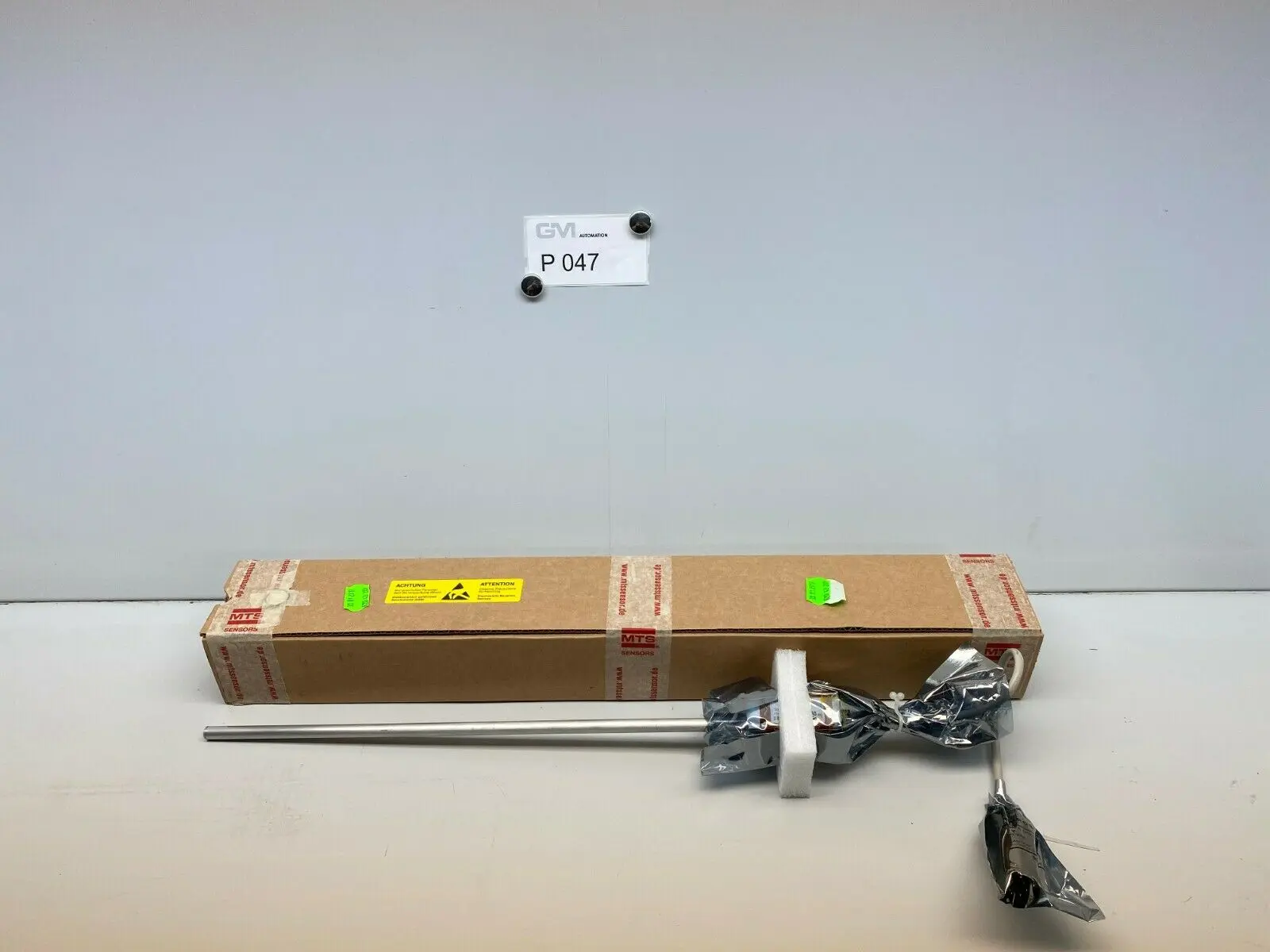 Produktfoto 1 von Philips MTS 9404 462 73301 UWS GHA0300MRR82R01 300mm Wegaufnehmer Sensor