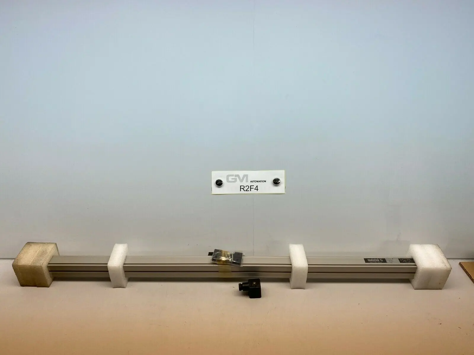 Produktfoto 1 von Novotechnik TLH 750 D Wegaufnehmer L-Poti