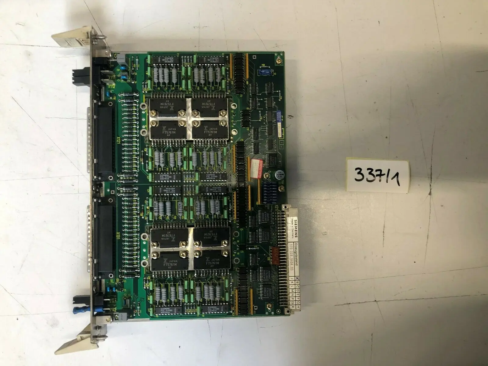 Produktfoto 1 von Siemens Sinumerik 6FX1122-8BD04 Digitalausgabe