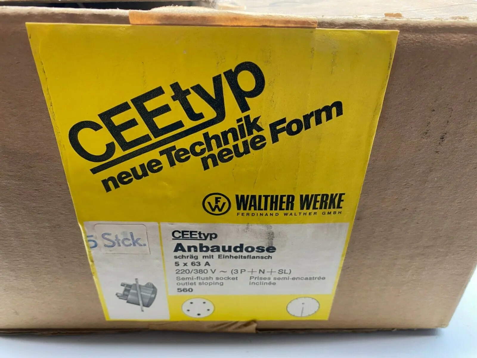 Produktfoto 1 von 1 VPE 5 STK Walther Anbaudose 63A CEE 220/380 V Anbausteckdose 560