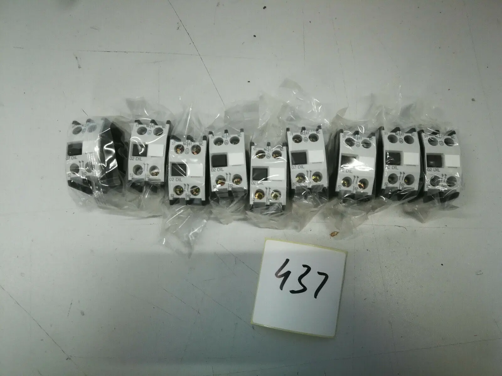 Produktfoto 1 von 9x Moeller 02 DIL