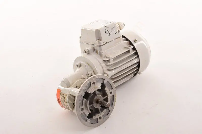 Produktfoto 1 von Lenze 13.751.55.320 / 12.311.31.450 / 90W