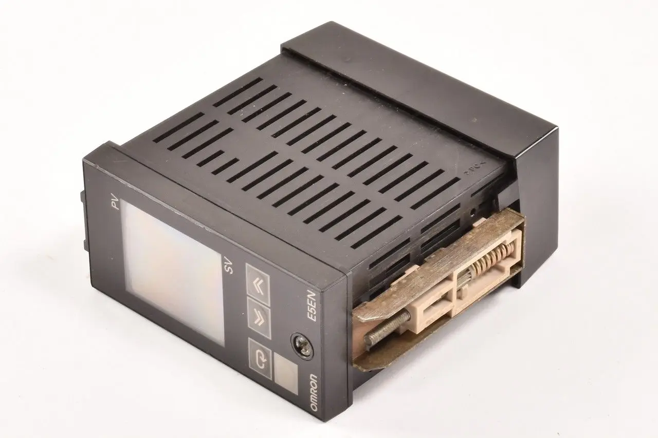 Produktfoto 1 von Omron E5EN-R3MP-500