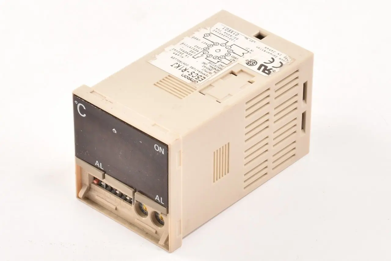 Produktfoto 1 von Omron E5CS-R1KJ / 100-240VAC