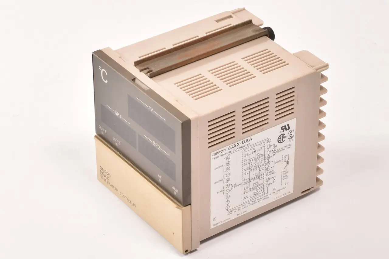 Produktfoto 1 von Omron E5AX-DAA