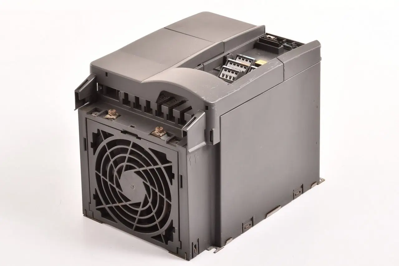 Produktfoto 1 von Siemens 6SE6420-2AC25-5CA1