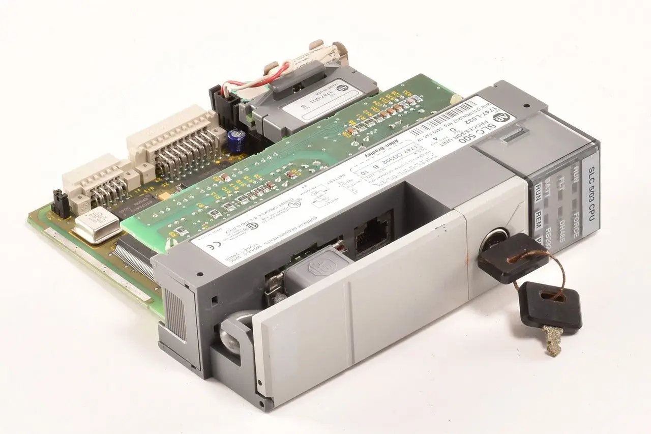 Produktfoto 1 von Allen Bradley 1747-L532