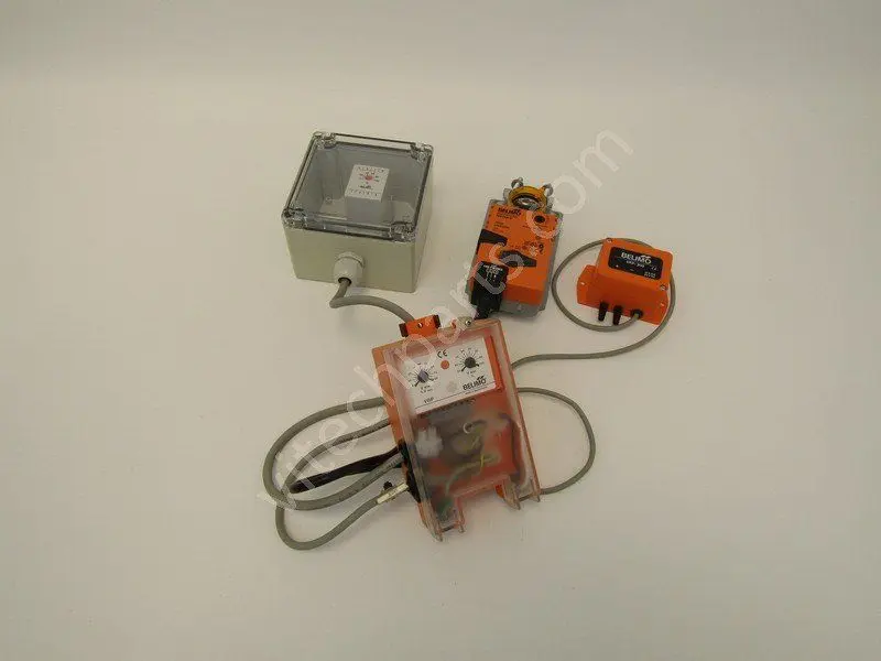 Produktfoto 1 von Belimo Universal Regulator Set
