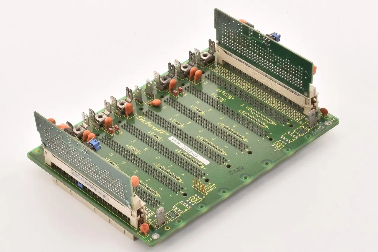 Produktfoto 1 von Schroff VME JI 9-SLOT