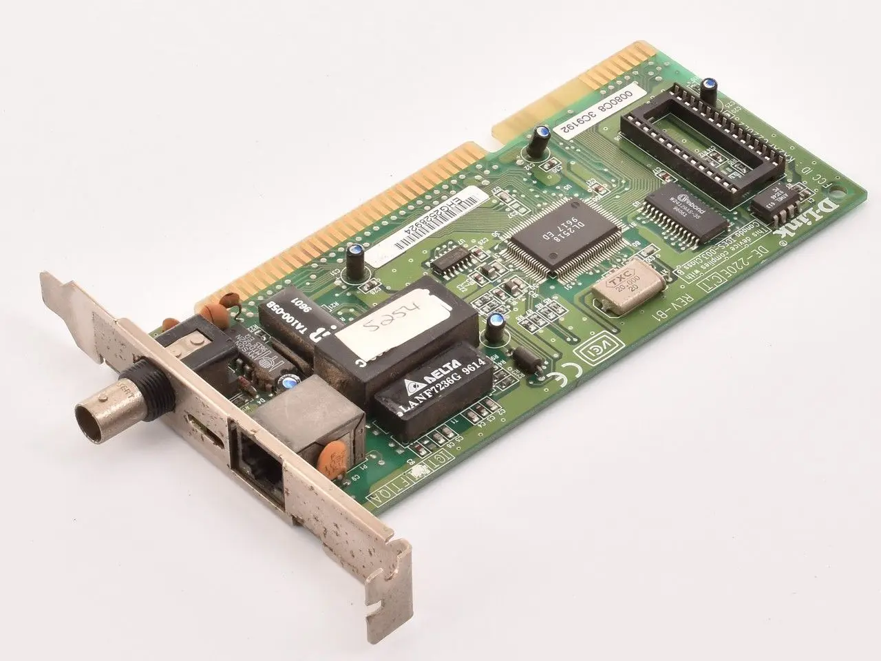 Produktfoto 1 von D - Link DE-220E
