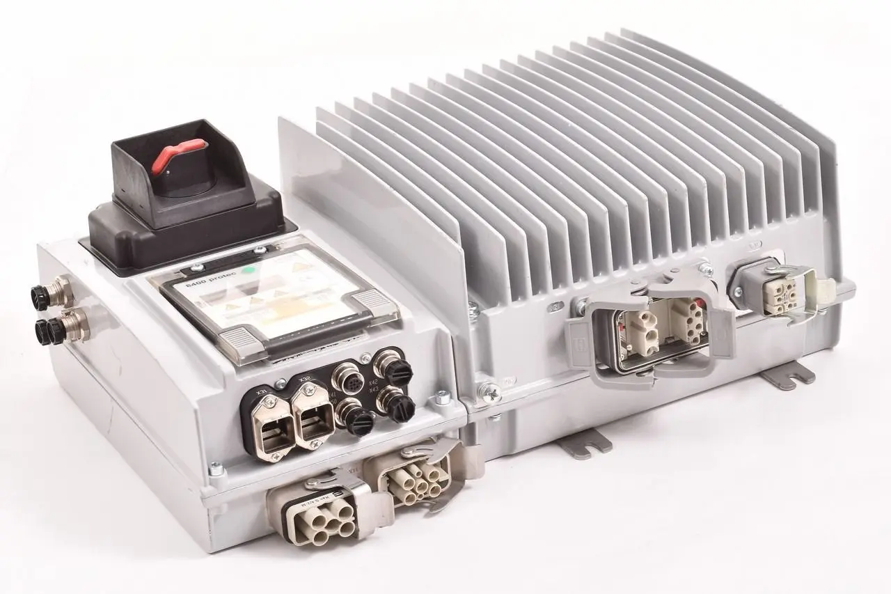 Produktfoto 1 von Lenze E84DSMBC3024R2SLCE