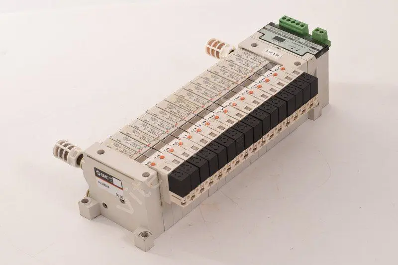 Produktfoto 1 von SMC VQ1101R-5 / 16-Valve Bank Lot