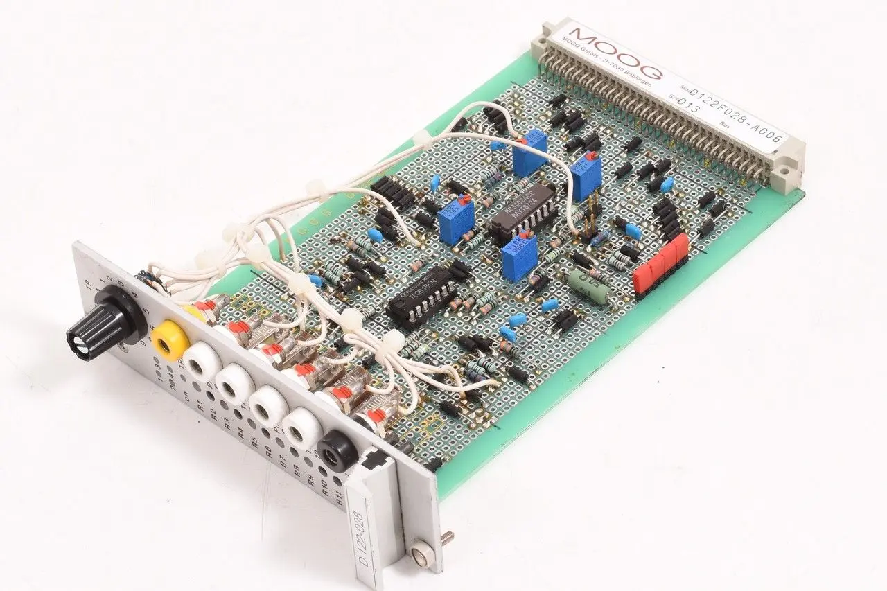 Produktfoto 1 von Moog D122F028-A006
