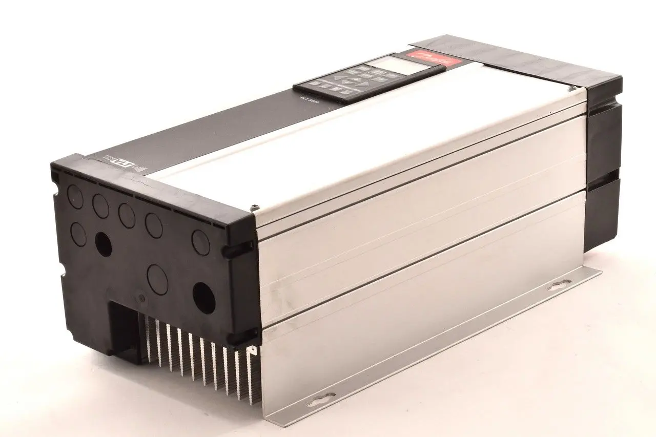 Produktfoto 1 von Danfoss VLT5006PT5C54STR3DLF00A00C0